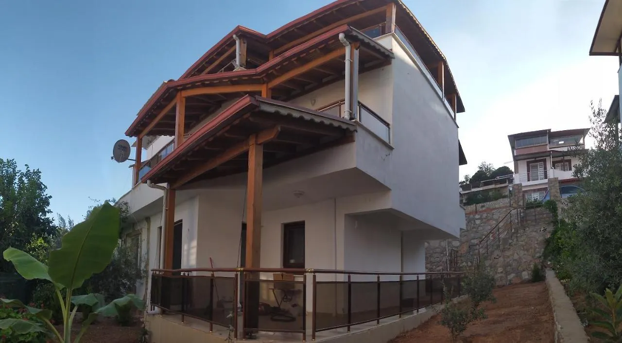 Cheerful 3 Bedroom Villa Milas Türkiye
