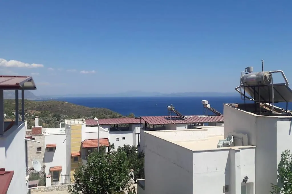 Tatil Evi Cheerful 3 Bedroom Villa Milas