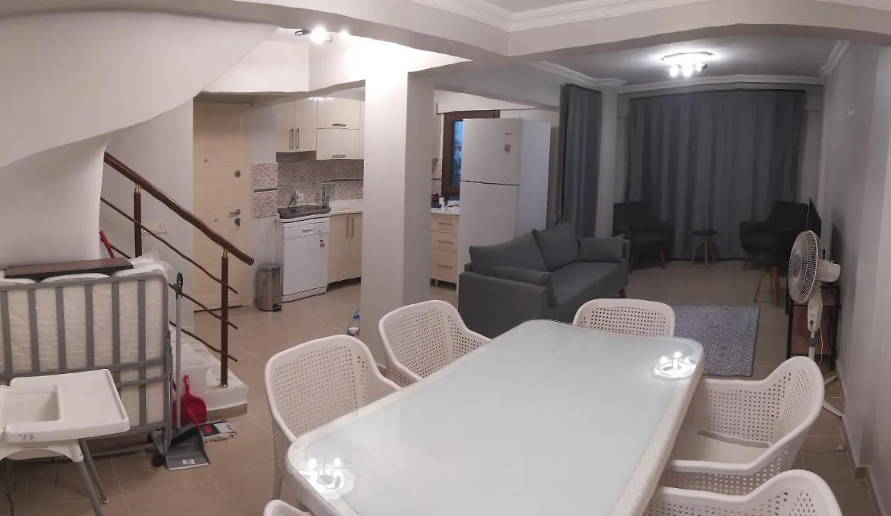 Cheerful 3 Bedroom Villa Milas Tatil Evi